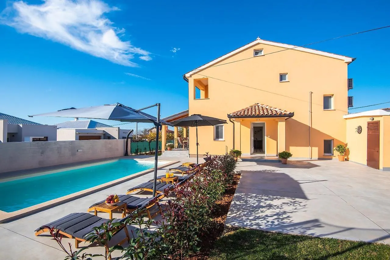 Villa Buzdonka Pula Croacia